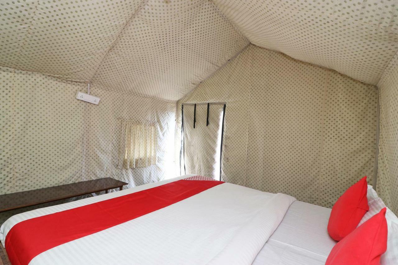 Oyo 23439 Tapovan Heights Camp & Resort Narendra Nagar Exterior photo